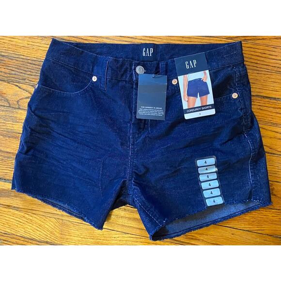 NWT GAP Stretch Denim Jean Shorts Women’s 4 $50 - Picture 2 of 8